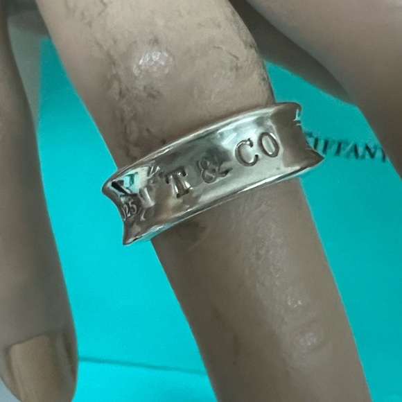 🔴Authentic TIFFANY & CO Sterling Silver  1837 Wide Band / Ring🔴 - Picture 2 of 10